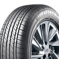 PCR tire with excellent handling performance, low noise, high traction performance